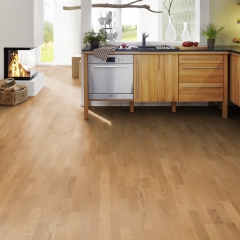 Tilo Easy Floors Třívrstvá parketa 3,2 Dub lak - interiér