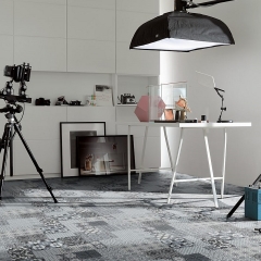 Parador Trendtime 4, Castello Grey, V4