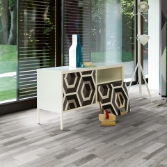 Parador Classic 2050, Shufflewood harmony