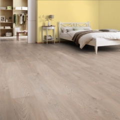 Meister LC 200 S Jedlovec tmavý 6058 - interiér