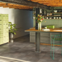 Quick-Step Alpha Vinyl Medium Tiles, Oxidovaný kámen AVMT40235
