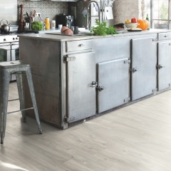 Quick-Step Alpha Vinyl Small Planks 5mm, Kaňonový dub šedý s řezy pilou AVSP40030