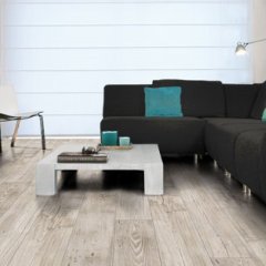 Balterio Vitality Deluxe 2V 546 Borovice malovaná - interiér