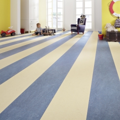 Meister LIC 400 S Krémově bílá 707 - interiér