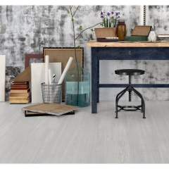 Objectflor, Expona Domestic 40, 5991 White Saw Cut Ash