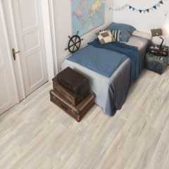 Egger PRO, 8/32 Classic (2018-20), EPL064 Dub Abergele přírodní, V4