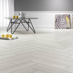 Alsafloor, Herringbone, 627 Polar Oak (dub) - levá, V4