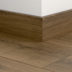 Quick-Step soklová lišta, 5789 Dub teplý hnědý, 77x14mm